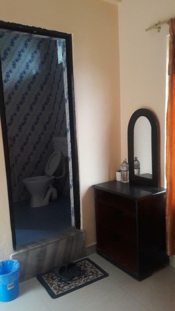 Hotel Direction Покхара Номер фото